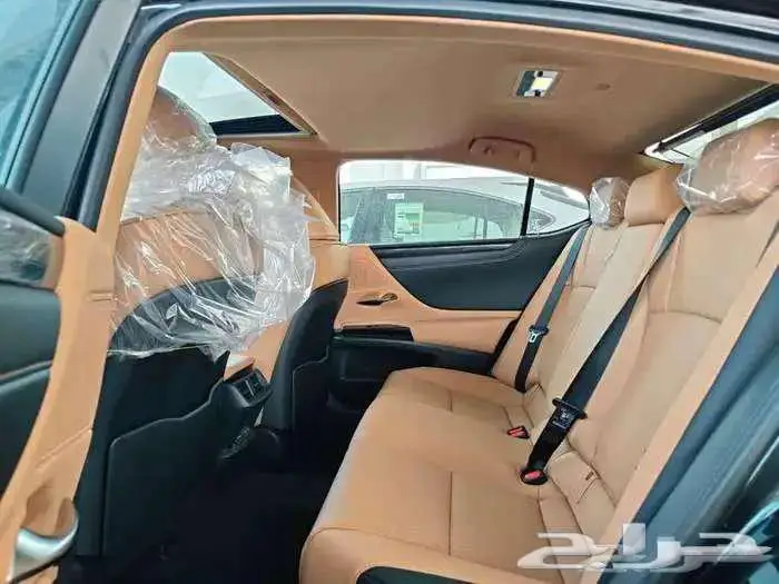 لكزس ES 250 AA ستاندر 2025 سعودي 8