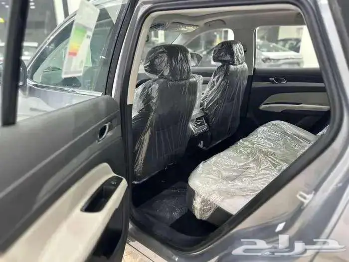 فورد تريتورى ترند 2026 12