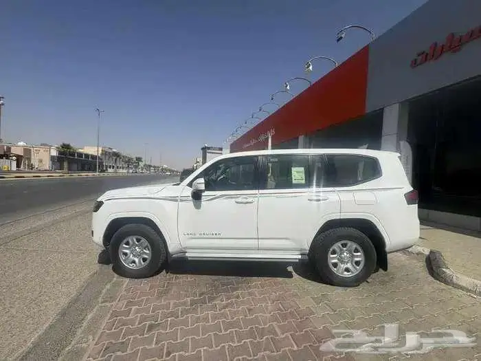 تويوتا GXR لاند كروزر L2 موديل 2024 بريمي 2