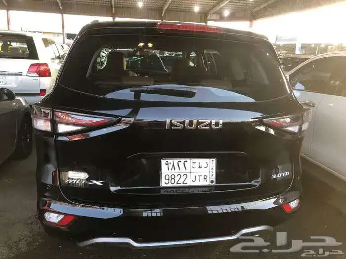 ايسوزو ميكس ديزل 2023 فل كامل مستخدم 4