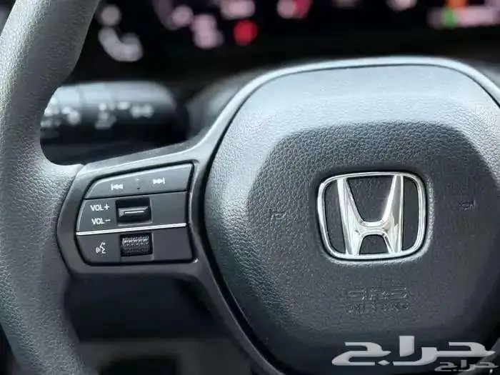 هوندا اكورد ستاندر LX 2025 8