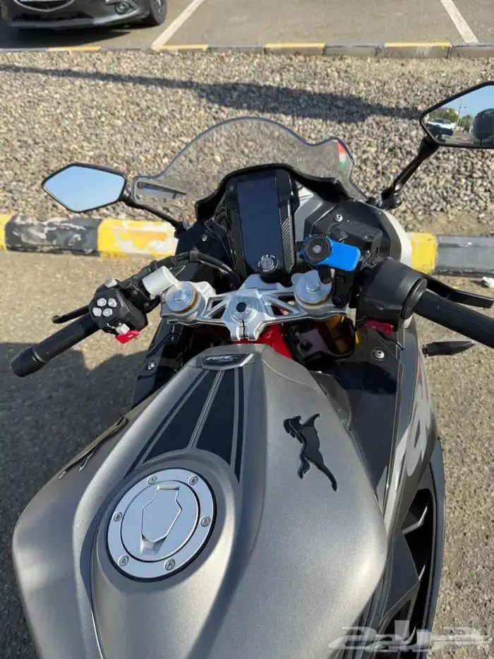 دباب اباتشي 310 RR 2