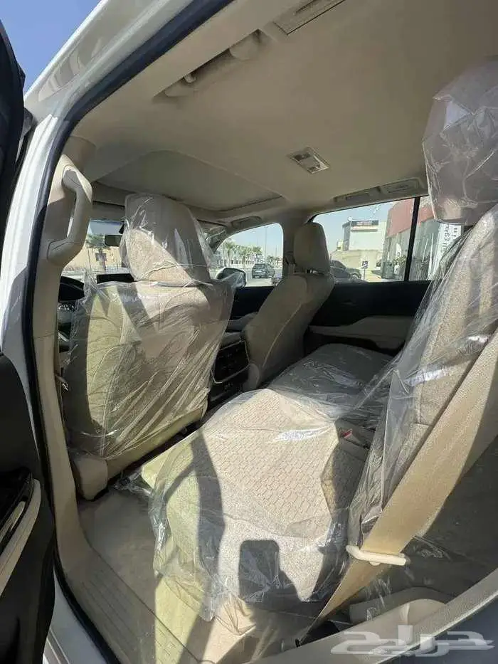 تويوتا GXR لاند كروزر L2 موديل 2024 بريمي 5