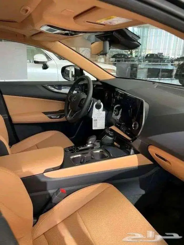 لكزس NX 350 CC Excellence لون اسود موديل 2025 3