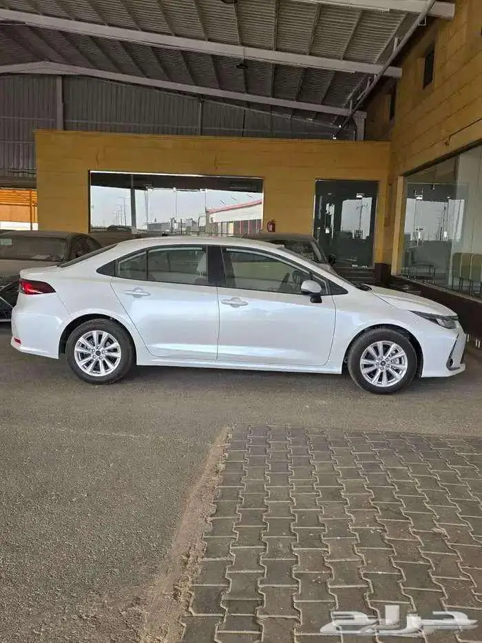 تويوتا كورولا 2.0 ستاندر جنوط خليجي 2025 أقل سعر لدى الحسن 3