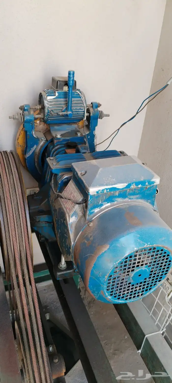 للبيع  مصعد فاخر ومتكامل 5