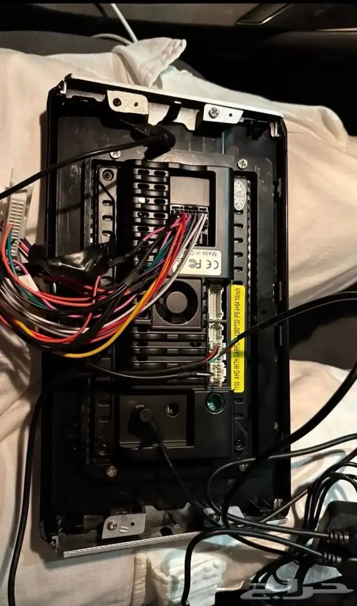 شاشة سياره تركب لجميع السيارات 3