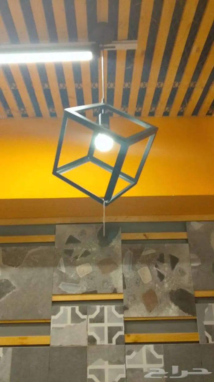 تصفية كبرى على الثريات والإضاءات   كل قطعة فقط ب79 ريال 7