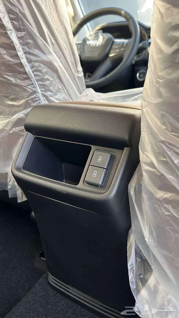 ايسوزو MUX 2025 فل كامل لدى شركة عبدالمجيد الخضر 15