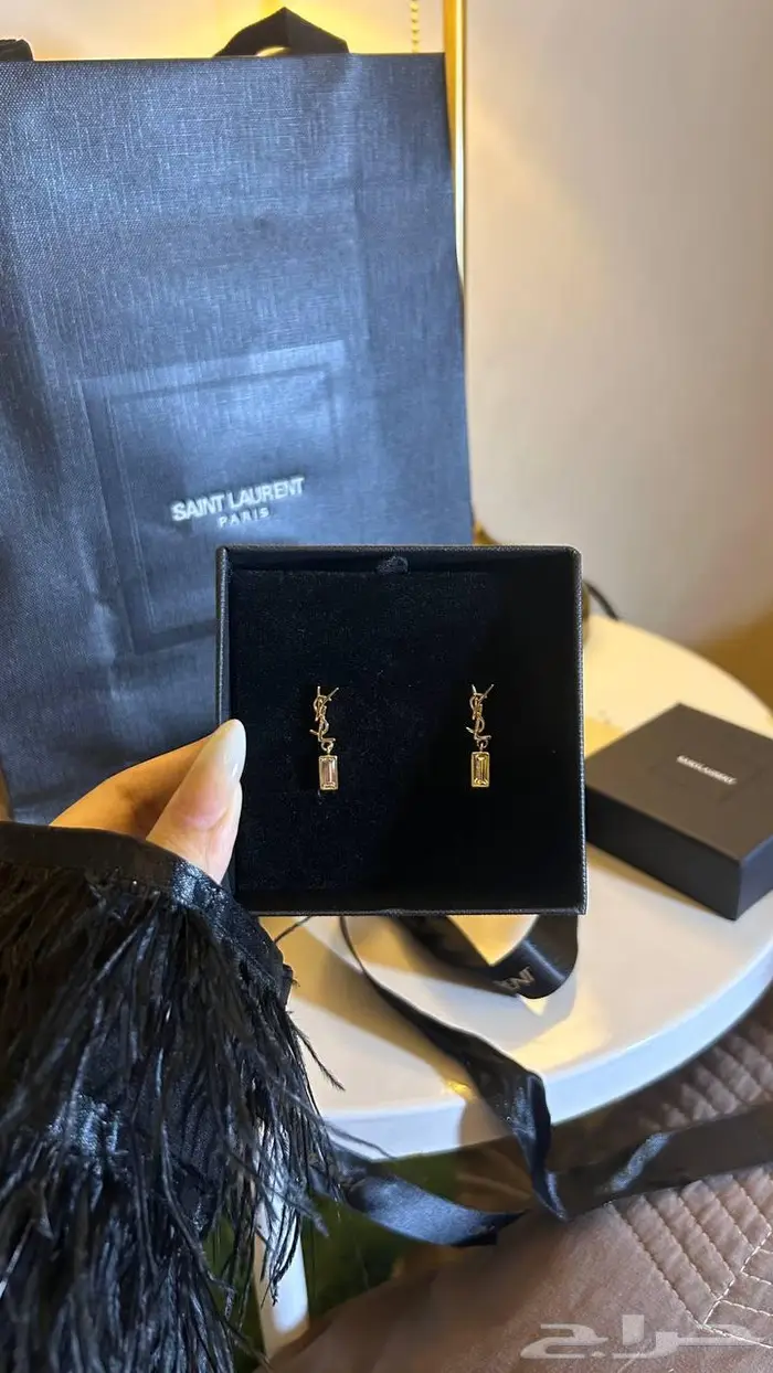 حلق سان لورا اصلي 0