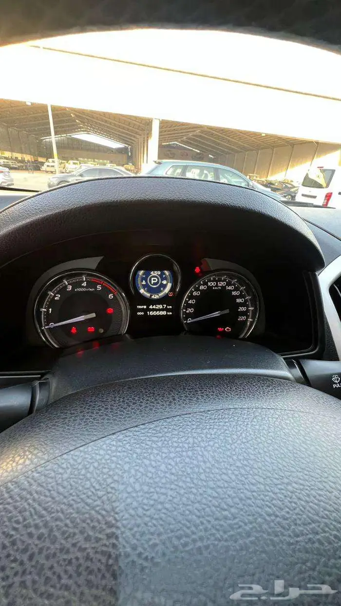 ايسوزو MUX موديل 2022- معرض خلف للسيارات 12