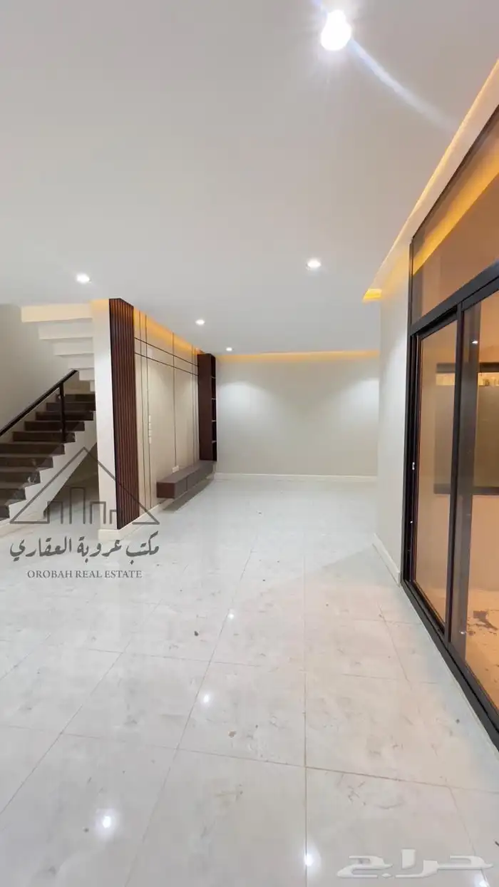 فيلا نص ارض ثلاث ادوار تبوك حي الصفا 8