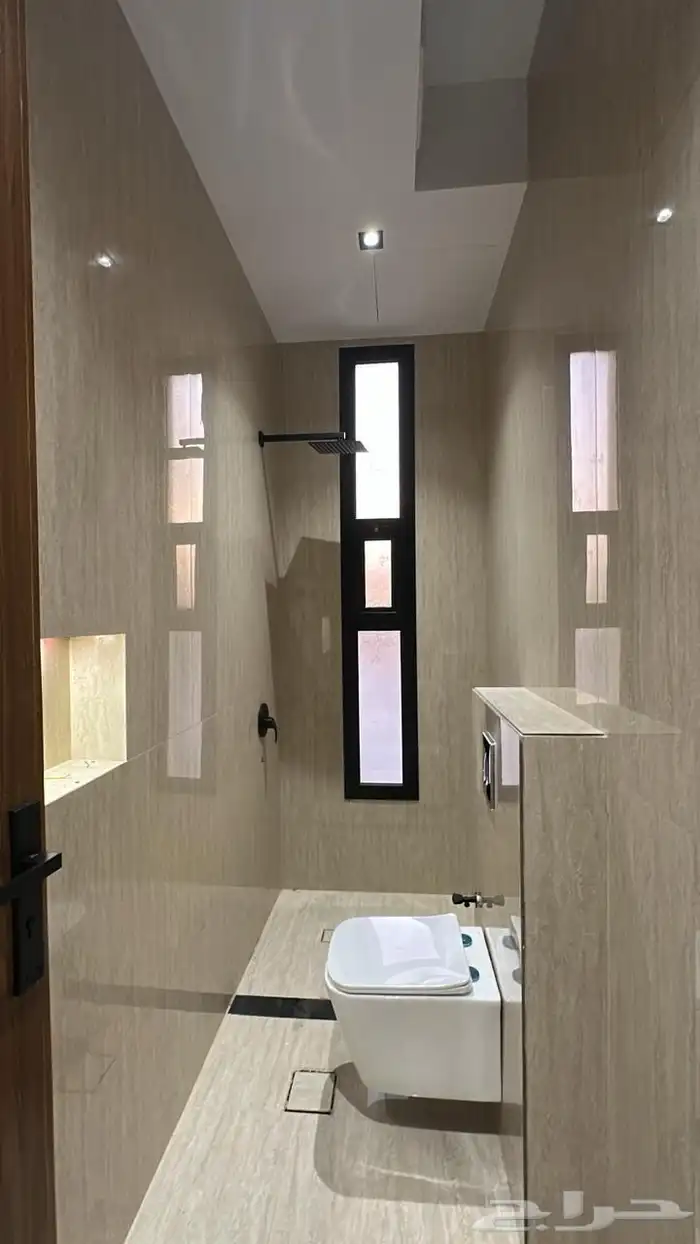 ثلاث عماير بحي طويق للبيع شقق 2