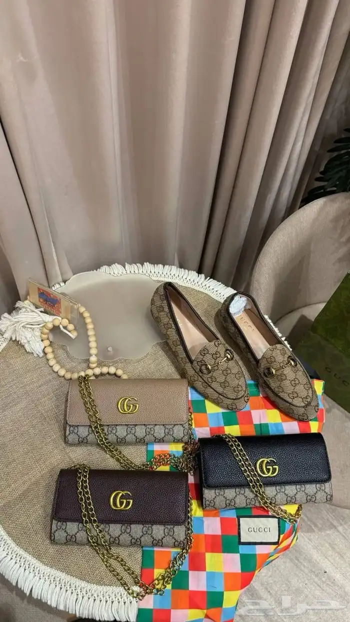 شنط قوتشي موديلات متنوعة السعر شامل التوصيل للمنزل 30