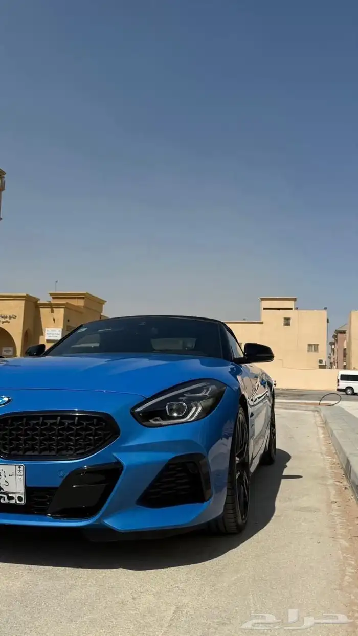 بي ام Z4 موديل 2022 بدي وكالة أول مالك صيانة الوكالة 12