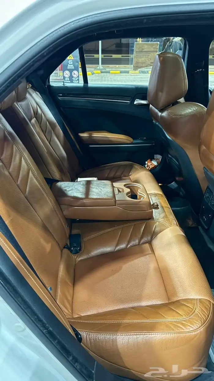 كرايزلر SRT 33