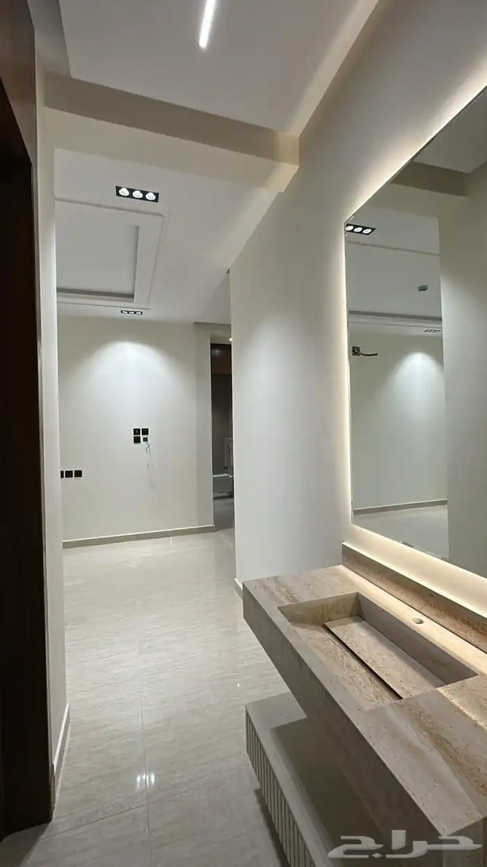 ثلاث عماير بحي طويق للبيع شقق 11