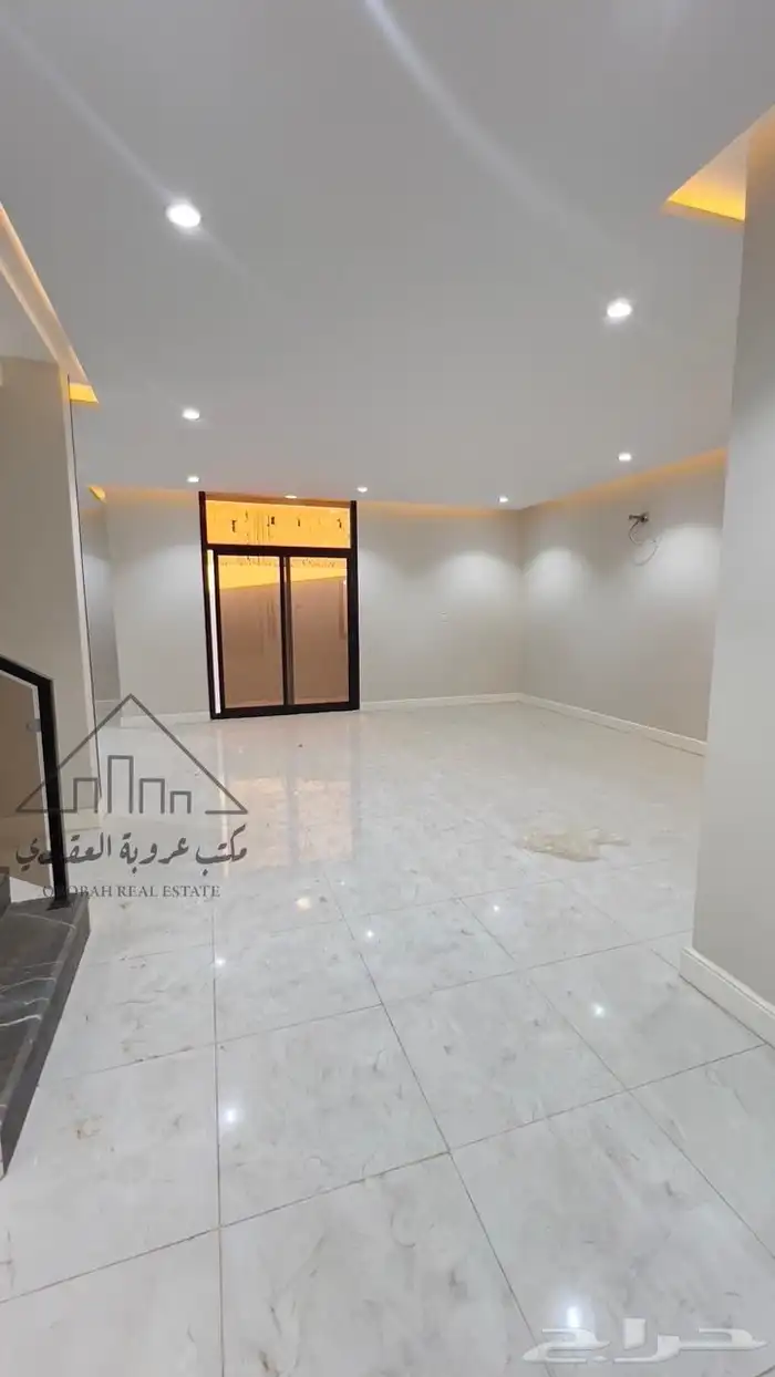 فيلا نص ارض ثلاث ادوار تبوك حي الصفا 17