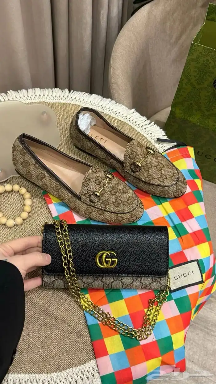 شنط قوتشي موديلات متنوعة السعر شامل التوصيل للمنزل 24