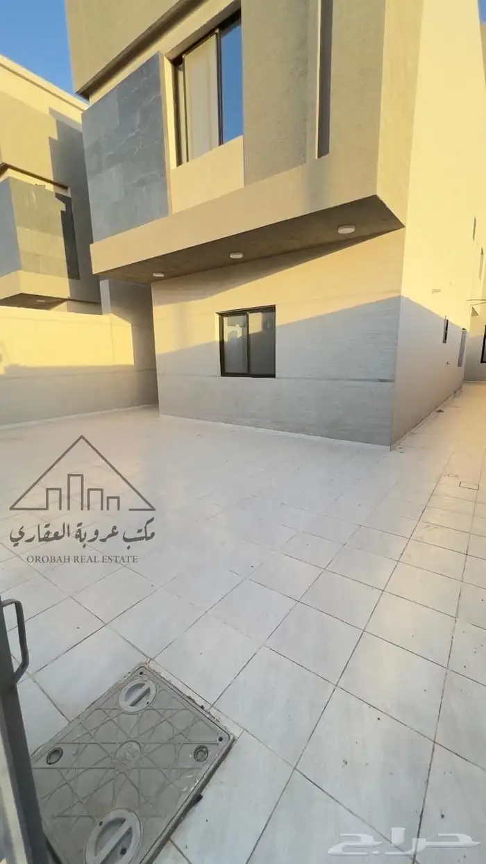 فيلا نص ارض ثلاث ادوار تبوك حي الصفا 7