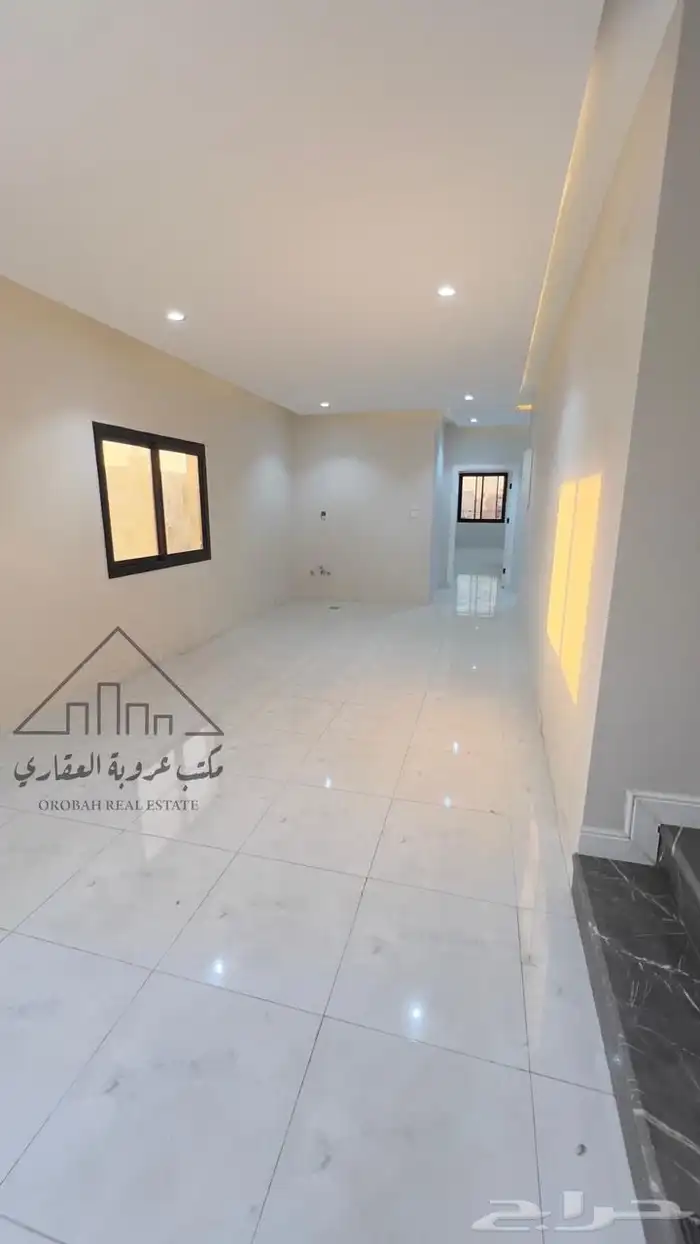 فيلا نص ارض ثلاث ادوار تبوك حي الصفا 14