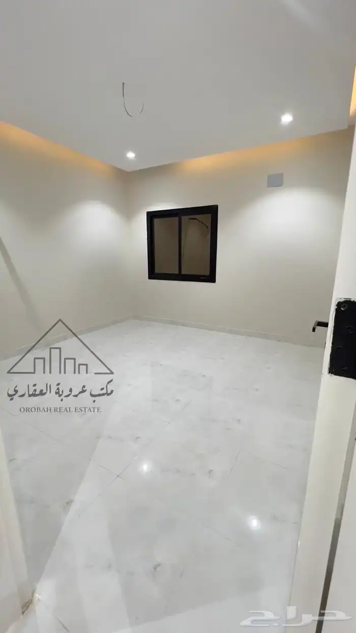 فيلا نص ارض ثلاث ادوار تبوك حي الصفا 10