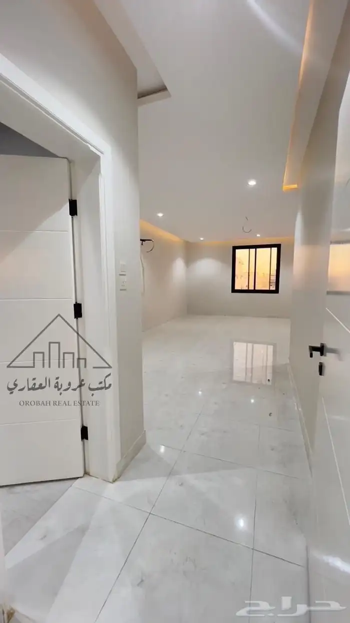 فيلا نص ارض ثلاث ادوار تبوك حي الصفا 5