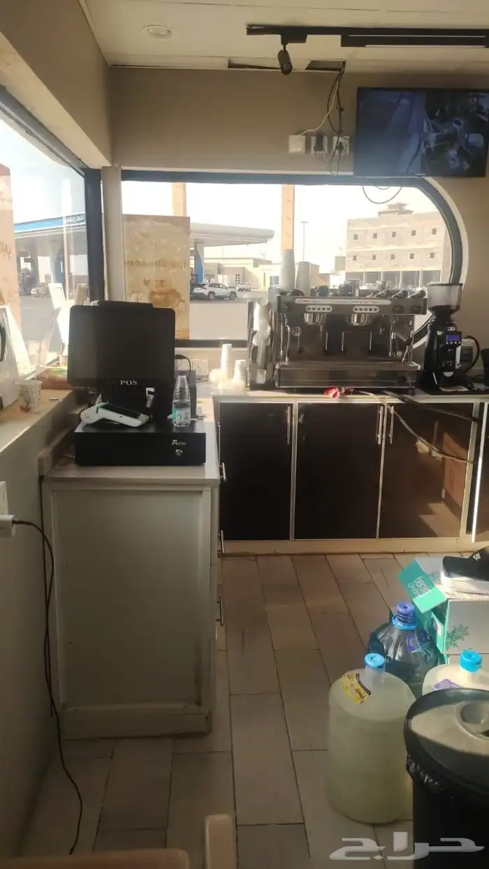 كوفي شوب للبيع بكامل المعدات والأجهزة 5
