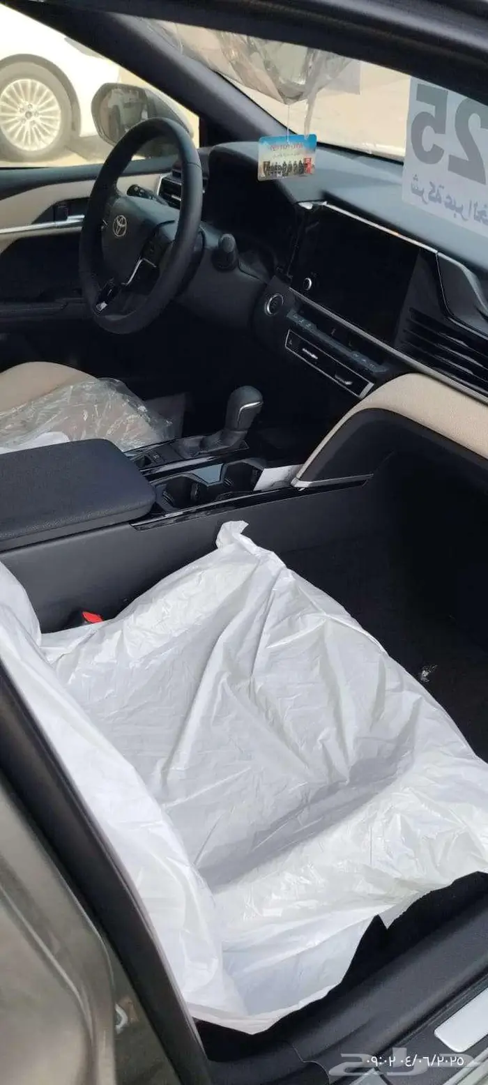 تويوتا كامري بنزين LE لون اسود سعودي موديل 2025 5