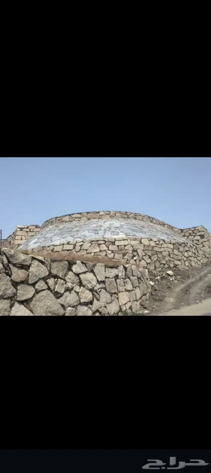 بوكلين لبناء الحجر وقص الاراضي وهدم العمائر القديمه 0