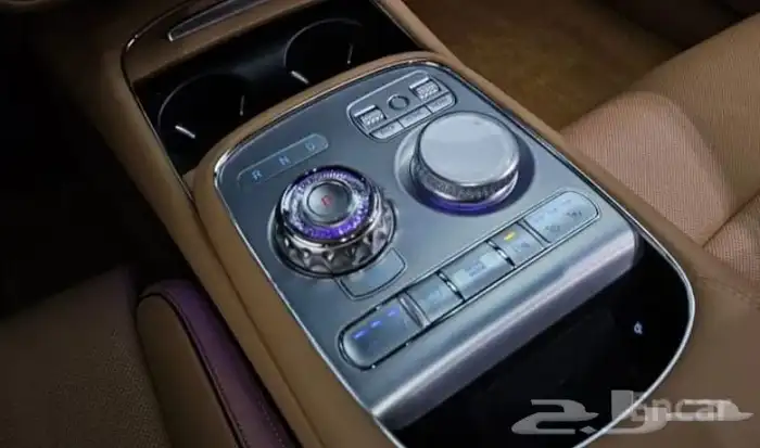 جنسس جي 90 GENESIS G90 2025 9