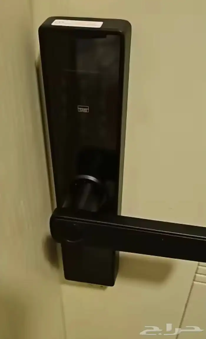 قفل باب ذكي 1