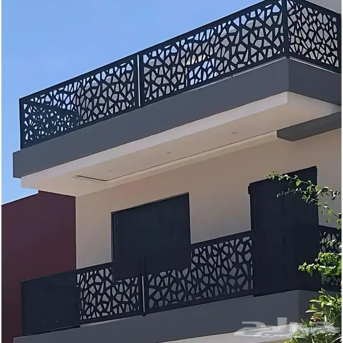 مقاولات عامة وخاصة تركيب وقص كلادينج حديد مظلات سواتر ابوب 5