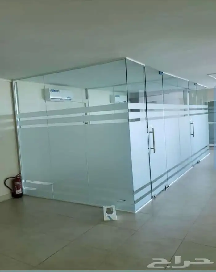 زجاج ابواب زجاج سكريت سور زجاجي حاوجز قزاز glass مكاتب زجاج 5