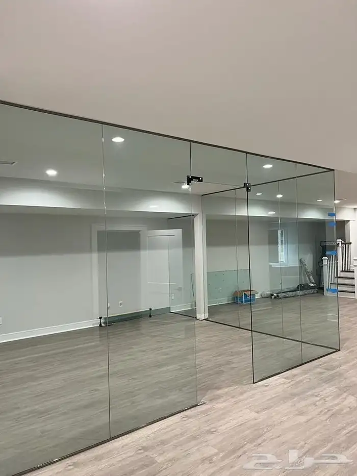 زجاج ابواب زجاج سكريت سور زجاجي حاوجز قزاز glass مكاتب زجاج 1