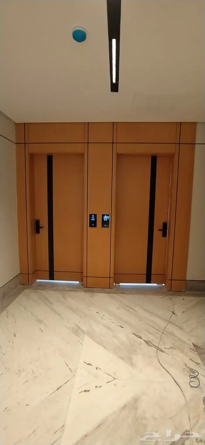 أبواب خشب وديكور سحاب مخفي 7