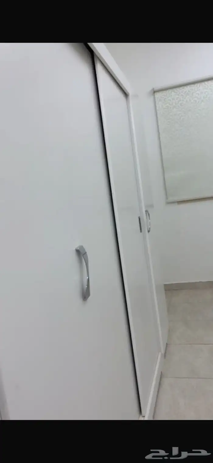 غرفة نوم كاملة مع ستائر وسليب هاي 1