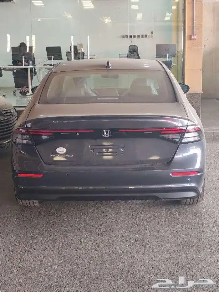 هوندا أكورد EX نص فل 2025 متوفر لدى الحسن 3