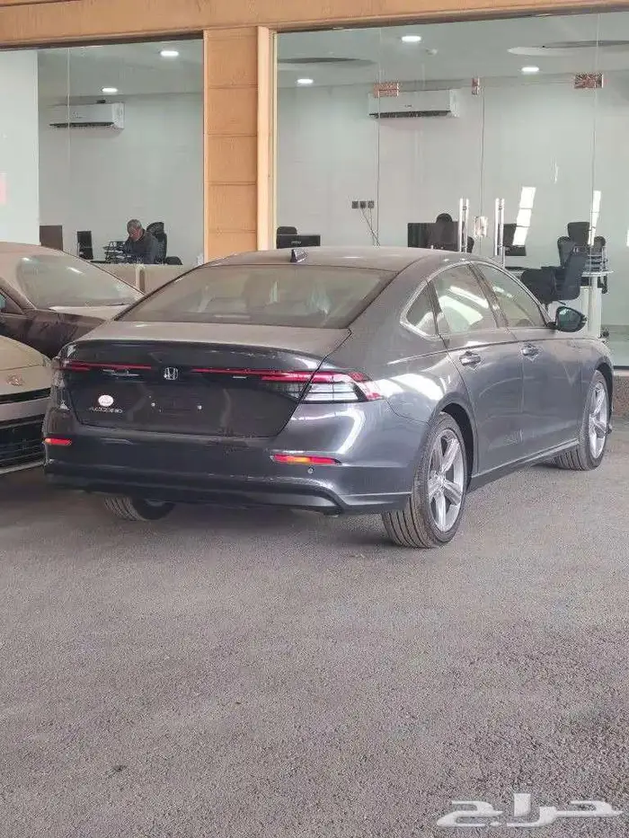 هوندا أكورد EX نص فل 2025 متوفر لدى الحسن 2