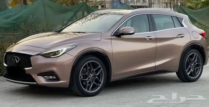 انفنتي Q30 للبيع 3