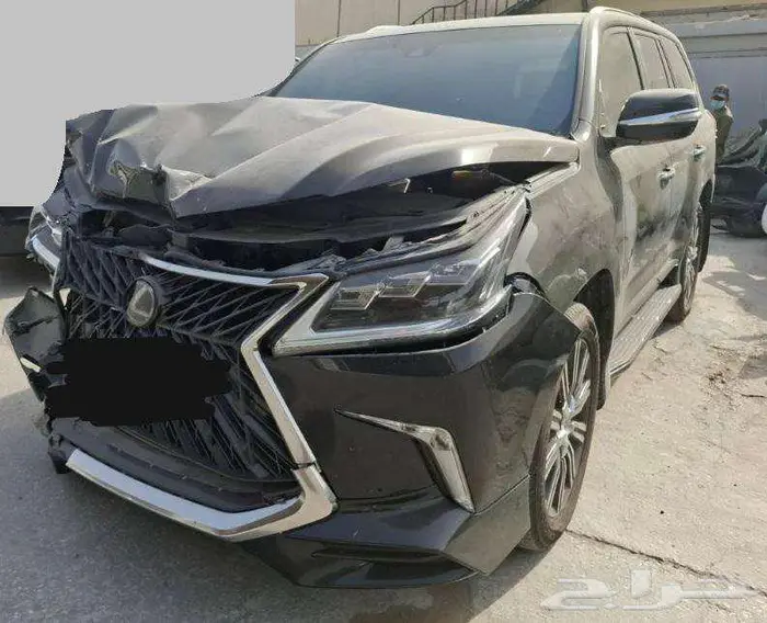 لكزس 2019 LX570 مصدومة 0