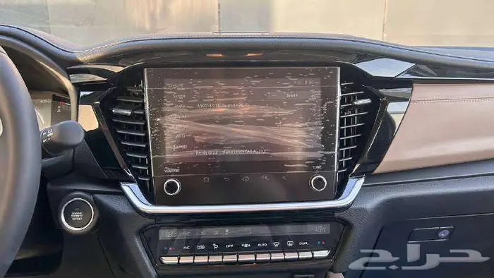 ايسوزو MUX 2025 فل كامل لدى شركة عبدالمجيد الخضر 9