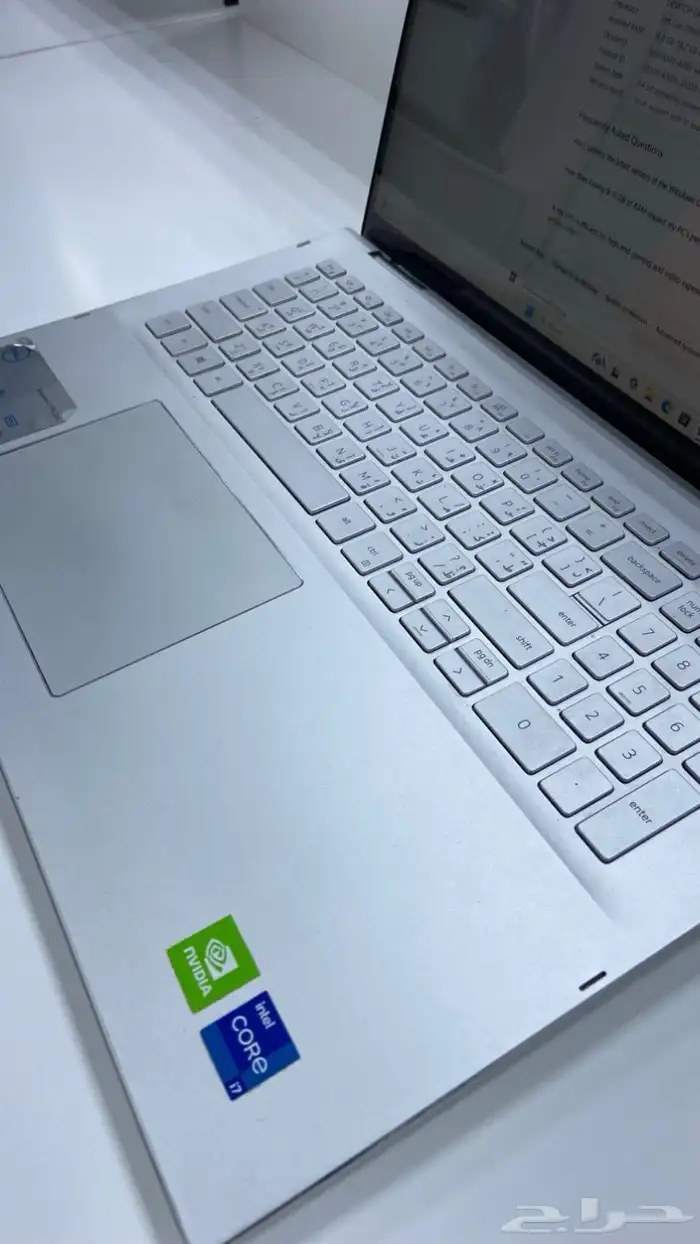 لابتوب Dell Inspiron core i7-1165G7الجيل11 7