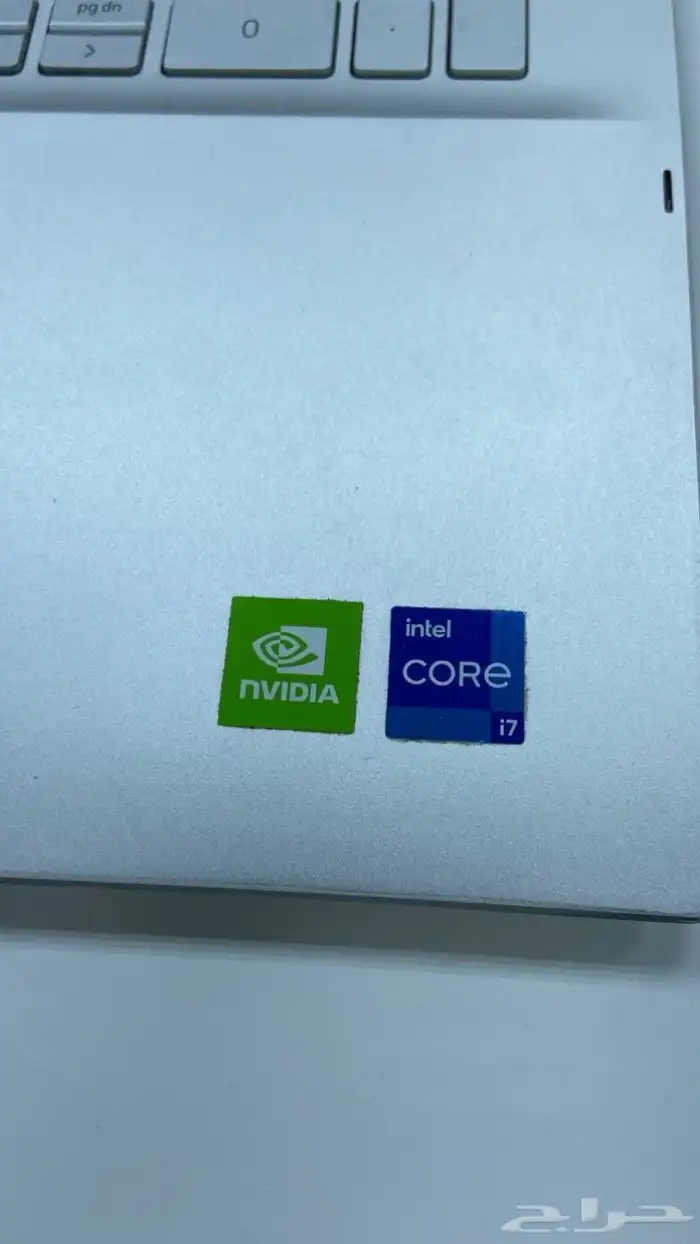 لابتوب Dell Inspiron core i7-1165G7الجيل11 8