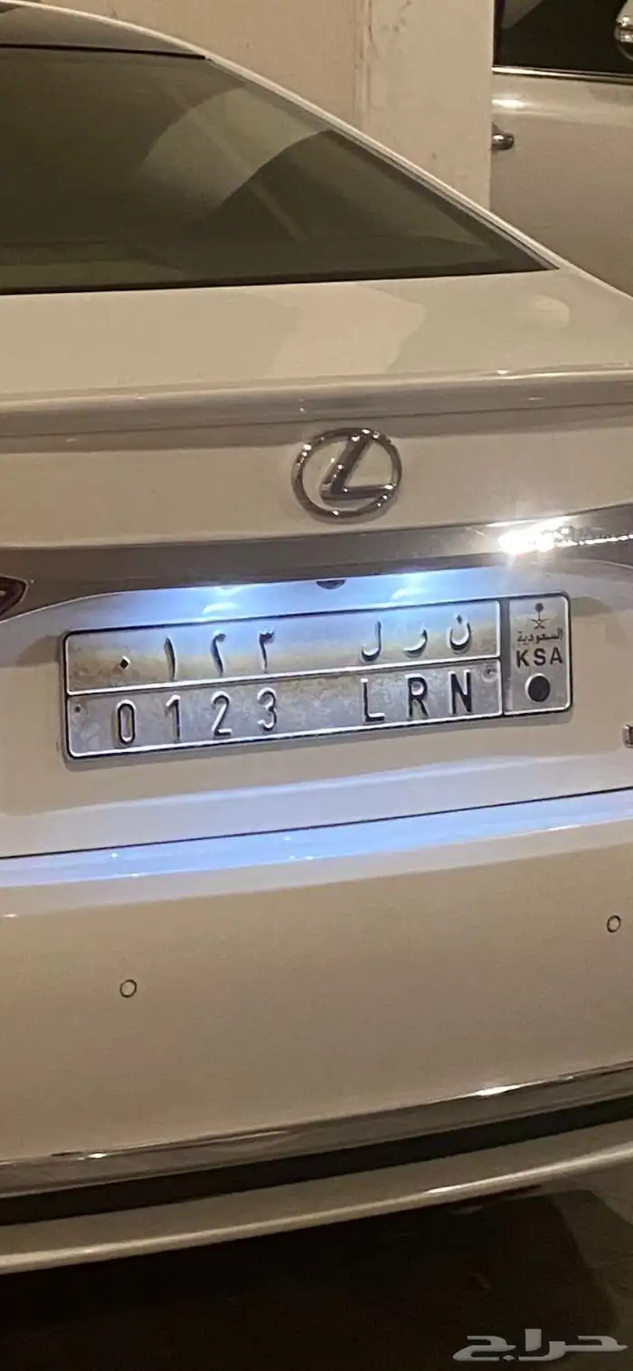 لكزس 2016 ES350 فل كامل تحمل لوحه مميزه 5