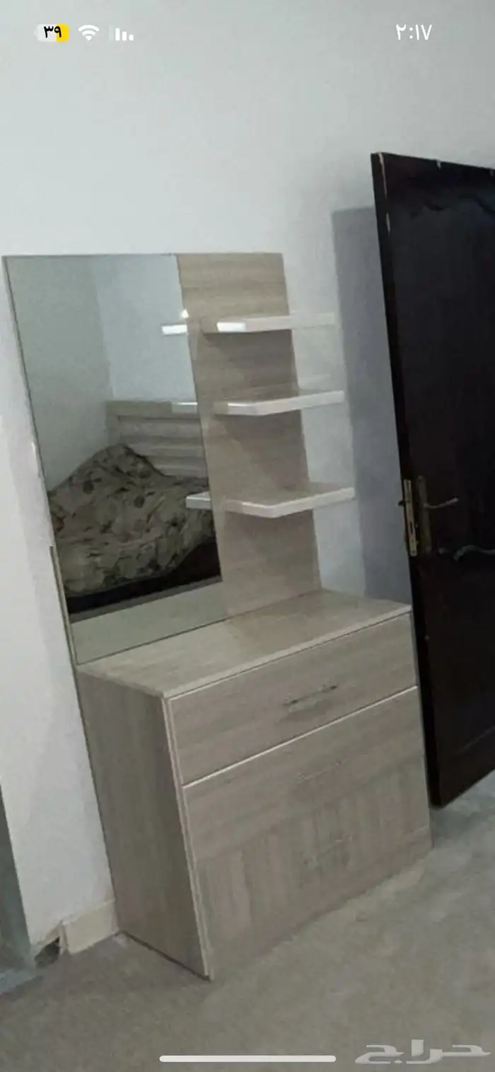 دولاب ملابس   تسريحة   طاولة 0