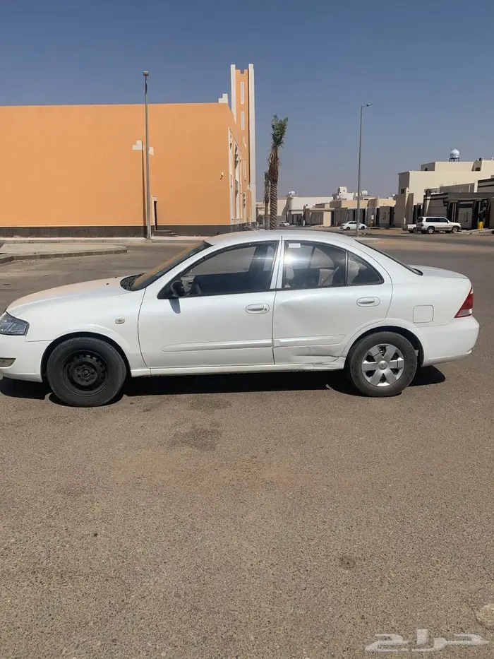 نيسان صني 8