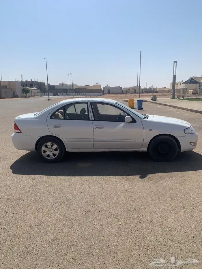 نيسان صني 10