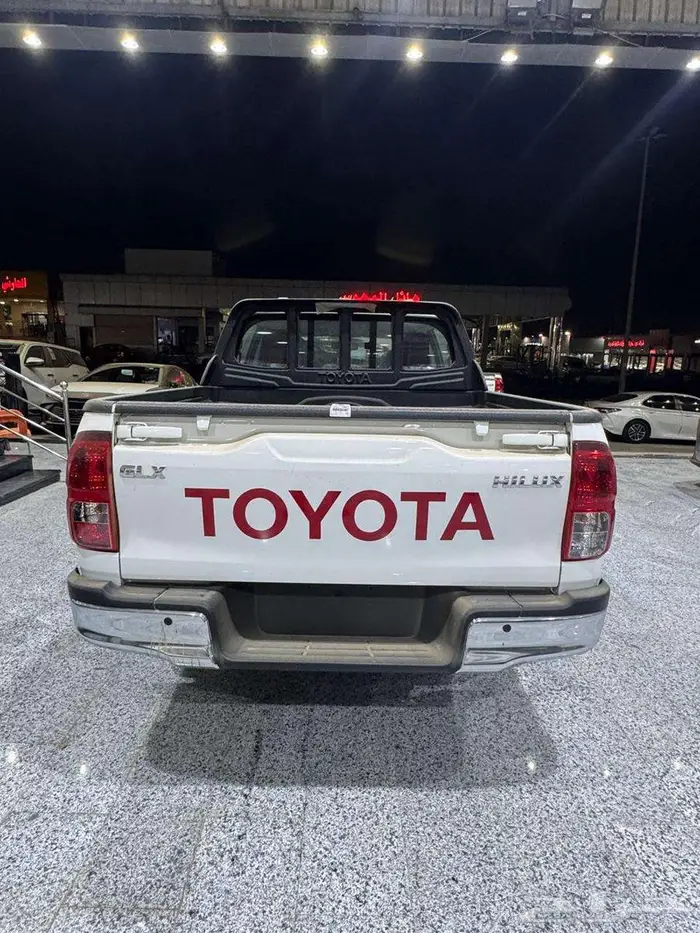 تويوتا هايلكس غمارتين 2700 cc بنزين موديل 2025 5