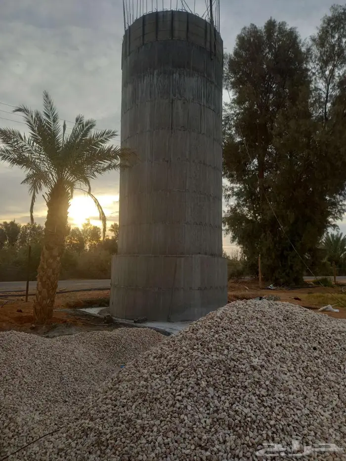 خزانات مياء مدور مبروم وخزانات ارضي اي شكل فيه زبط 0